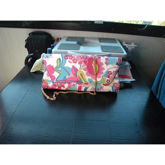 Trina Turk Handbags - Trina Turk Summer Floral Clutch Bag NWT L12"xH2.5"xW5" Vegan